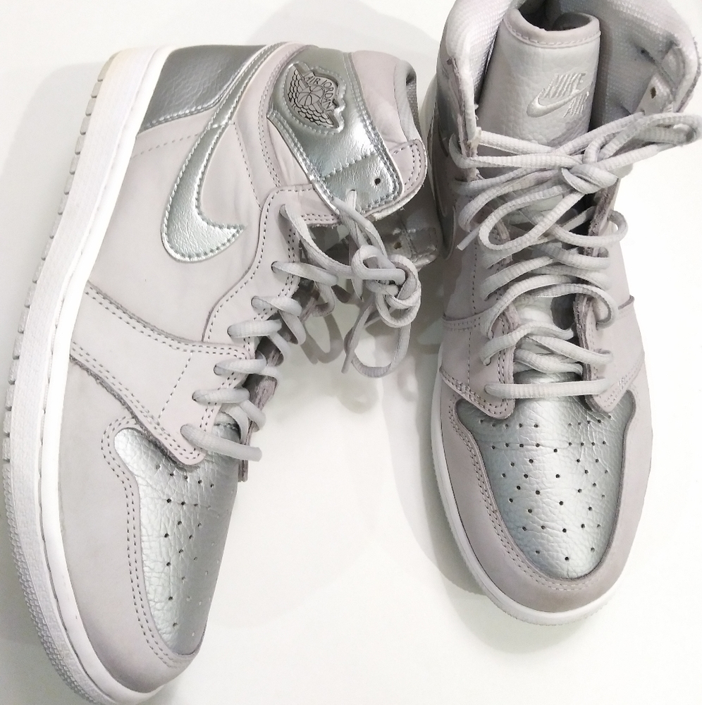 Air Jordan 1 "Tokyo" size 9.5